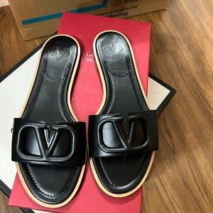 Valentino Sandals V-logo Black 37